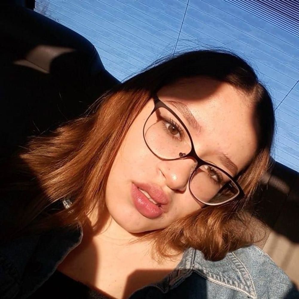 Meet your Posher, Alondra
